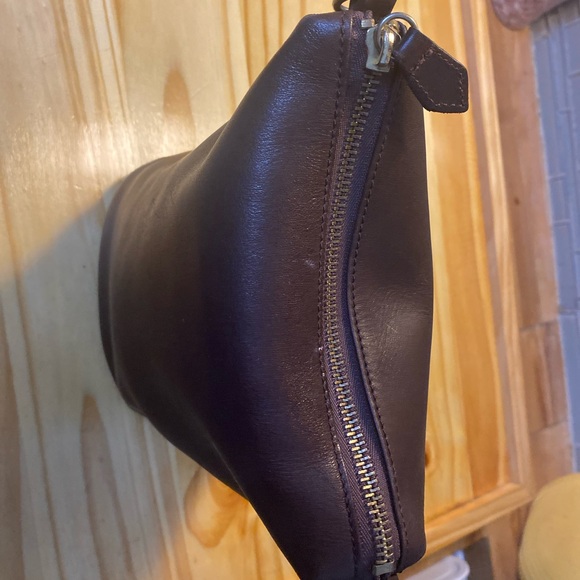 Vintage Gap leather brown duffle - Picture 7 of 11
